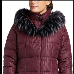 The North Face Women's Fur Hooded Down Parkina